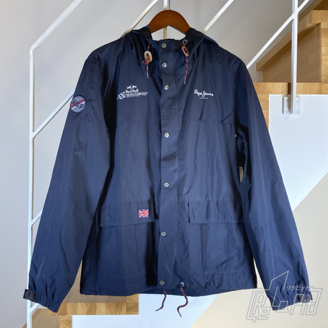 【ReLaPit古着販売】【宅急便発送】ペペジーンズ レッドブル レーシング RB9 ウィンドブレーカー ネイビー サイズ:M