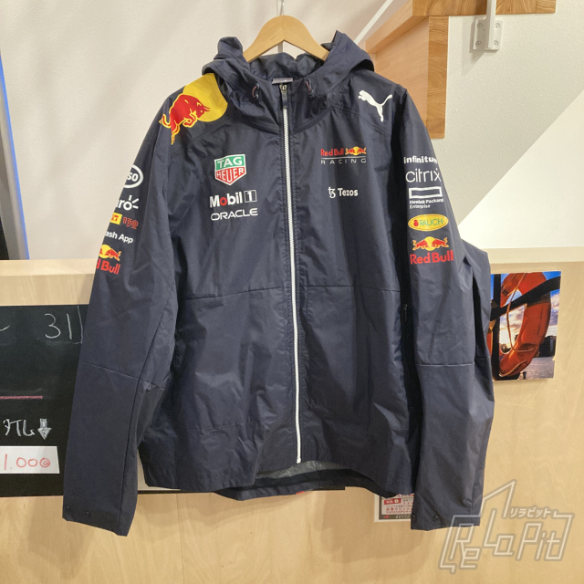 【ReLaPit古着販売】【宅急便発送】2022 レッドブル　チームレプリカ　レインジャケット　サイズXXL
