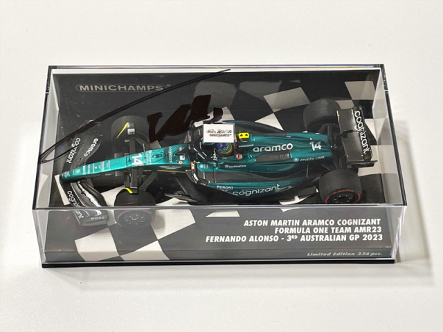 F.アロンソ直筆サイン入ミニチャンプス 1/43 アストンマーティン AMR23 2023年オーストラリアGP3位