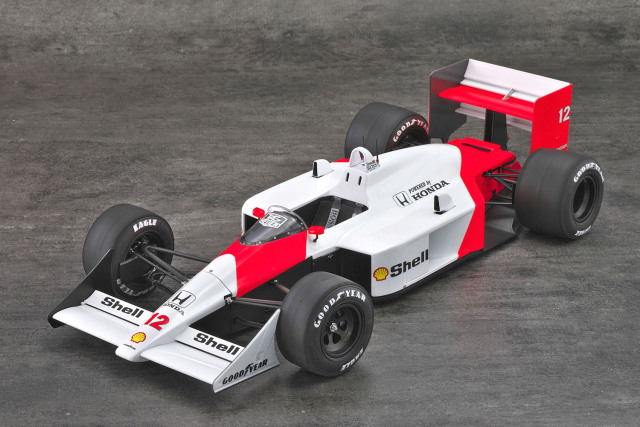 【プラモデル・未完成品】BEEMAX 1/12 マクラーレン MP4/4 1988 ワールドチャンピオン プラモデル BX12002