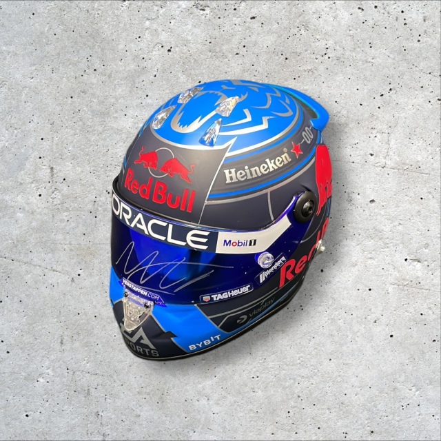 M.フェルスタッペン 直筆サイン入 2024年USGP 1/2ヘルメット