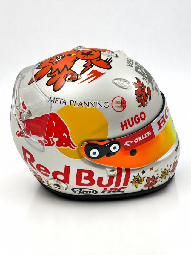 再入荷】角田裕毅直筆サイン入 2024 日本GP 1/2ヘルメットTYPEB