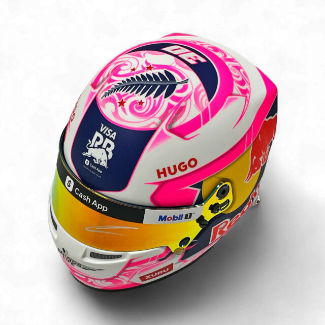 2025 L.ローソン直筆サイン入　レーシングブルズ　1/2ヘルメット