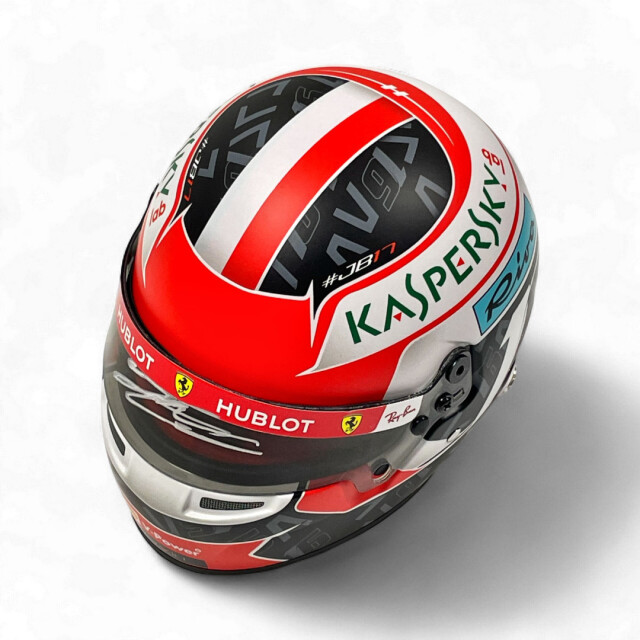 2019 C.ルクレール直筆サイン入 フェラーリ 1/2ヘルメット