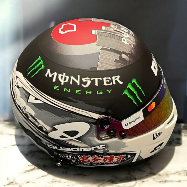 L.ノリス直筆サイン入 2025年日本GP限定1/2ヘルメット F1グッズ