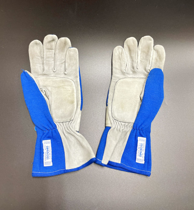 特価1点もの】D.ヒル 直筆サイン入り レーシンググローブ スパルコ製