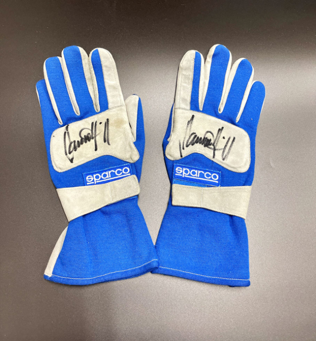 【特価1点もの】D.ヒル　直筆サイン入り　レーシンググローブ　スパルコ製