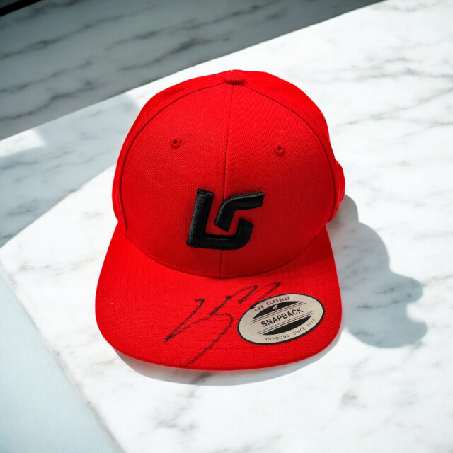 EXO サイン　直筆　公式キャップ　帽子　グッズ L.ストロール直筆サイン入パ－ナルキャップ(非売品) F1グッズ