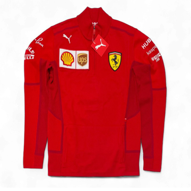フェラーリ2020チーム支給品ZIPセーター(新品タグ付)サイズS
