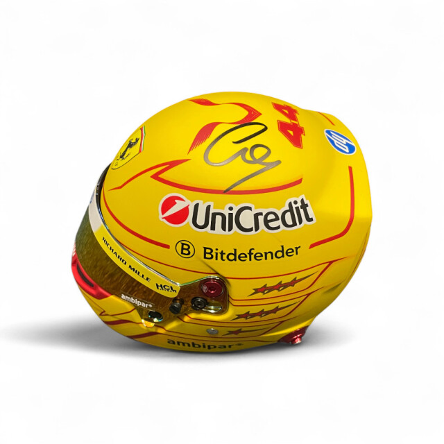 L.ハミルトン 直筆サイン入 2025 フェラーリ 1/2ヘルメット F1