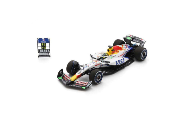 スパーク 1/43 レーシングブルズ VCARB02 I.ハジャー 2025年日本GPWith Pit Board No.6 