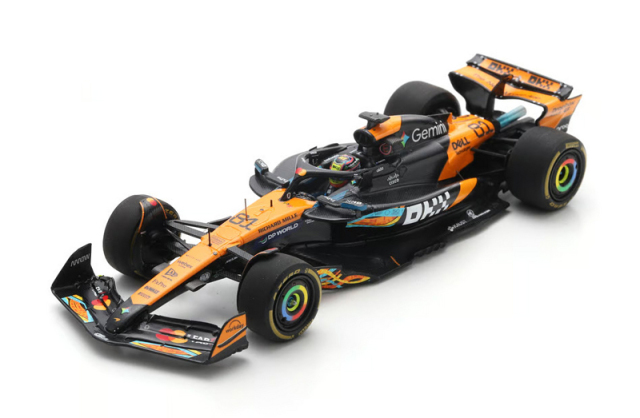 スパーク 1/43 マクラーレン MCL39 O.ピアストリ 2025年アブダビGP2位 No.81