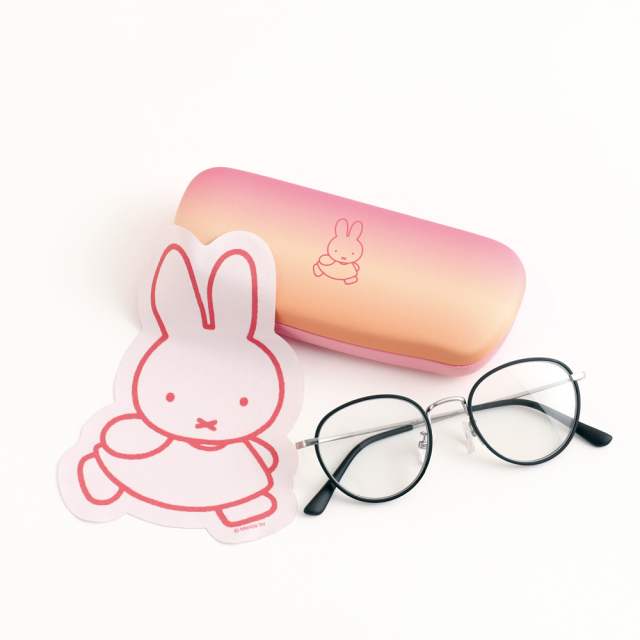 【プレミア・非売品】なめこ メガネケース 新品未使用 新潟県の限界集落から世界へ羽ばたけ！新型極小メガネケース海外展開で