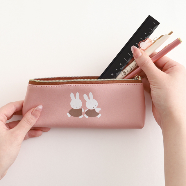 ミッフィーさん、専用！！ ミッフィー ポストカードセット Miffy and Friends(Miffy and