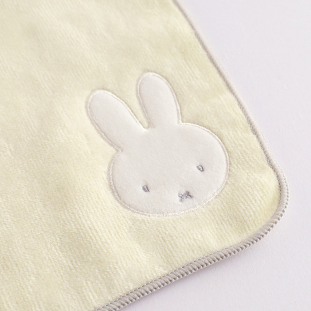 miffy タオルハンカチ<yellow> BM-381 | デザインステーショナリーの