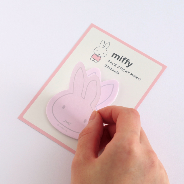 フォーカスネオ/ホース＆ヘッド4.5 miffy-chan Marushin Golf Head Cover Miffy Miffy Golf Beginner Character