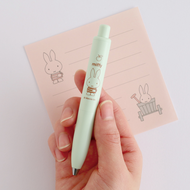 miffy ユニボールワンP（green） BM-450 | デザインステーショナリーの