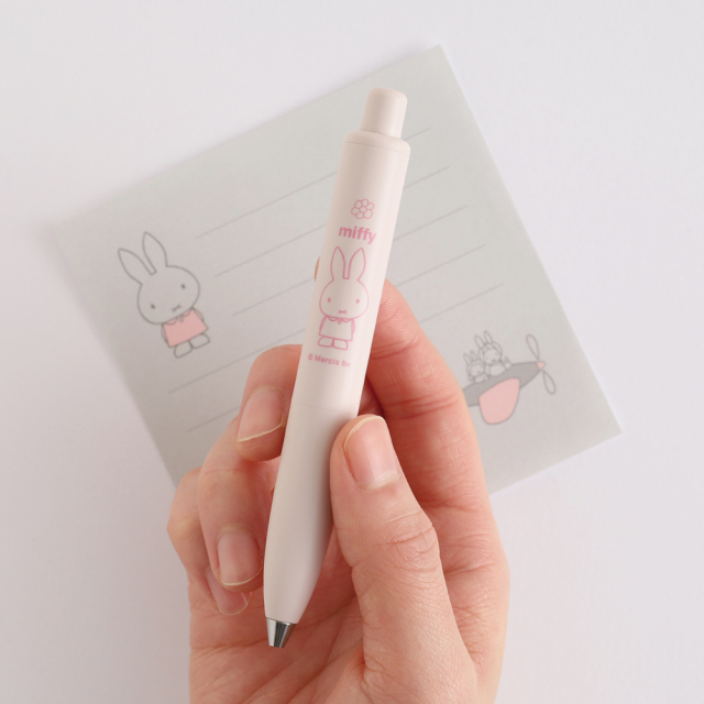 miffy ユニボールワンP（pink） BM-451 | デザインステーショナリーの