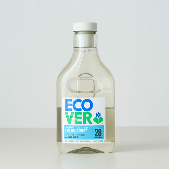 エコベール　ランドリーリキッド濃縮タイプ　ラベンダー
