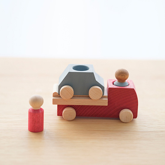 ルブロナ　レッカー車