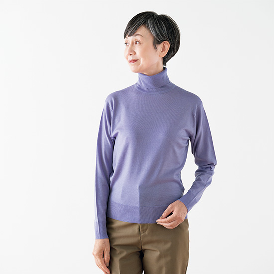 タートルネックニット　バイオレット