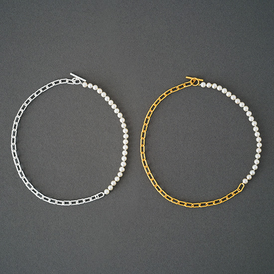 パールとチェーンのネックレス