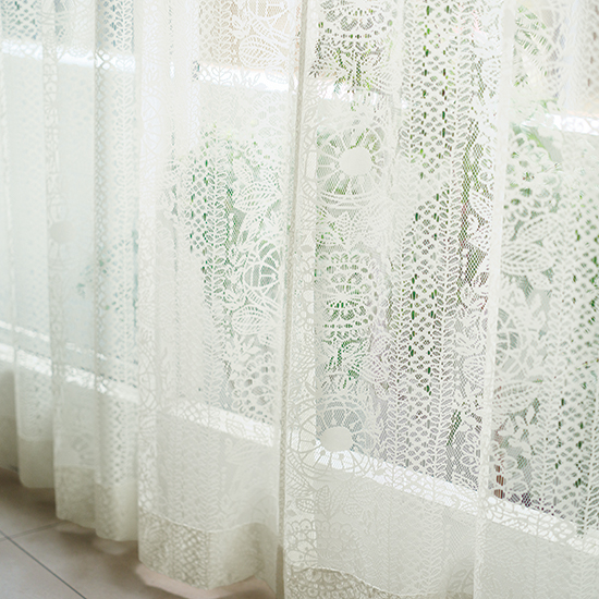 フィンレイソンのレースカーテン　