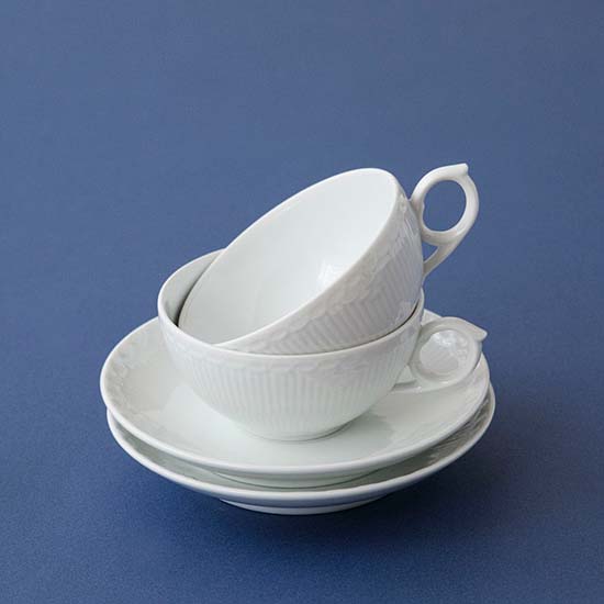 ホワイトフルーテッド ハーフレース　ティーカップ&ソーサー