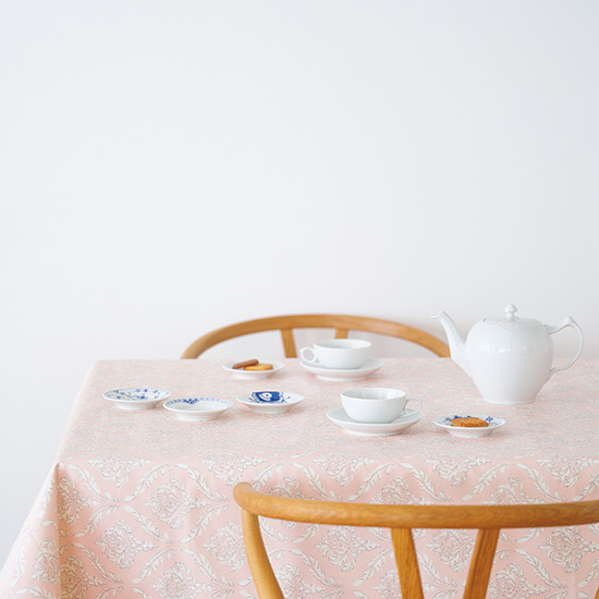 ホワイトフルーテッド ハーフレース　ミニプレート5柄セット