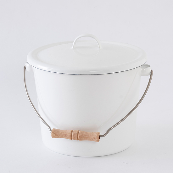 野田琺瑯のバケツ