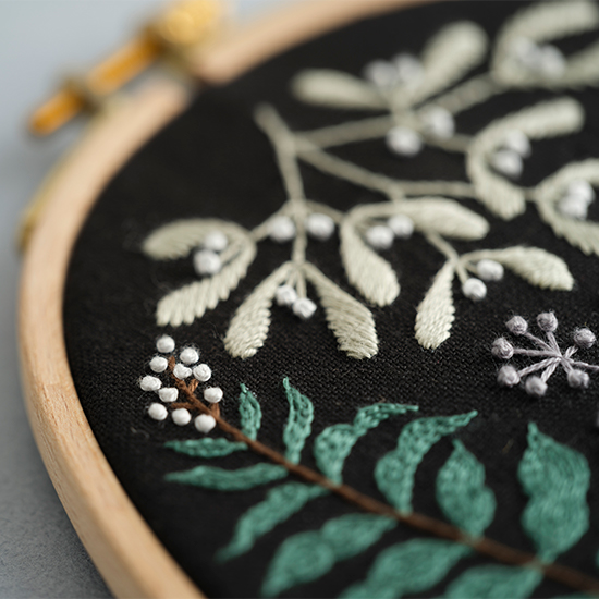 季節の花刺繍キット　冬