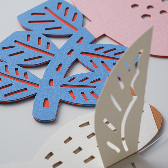 季節のモビール