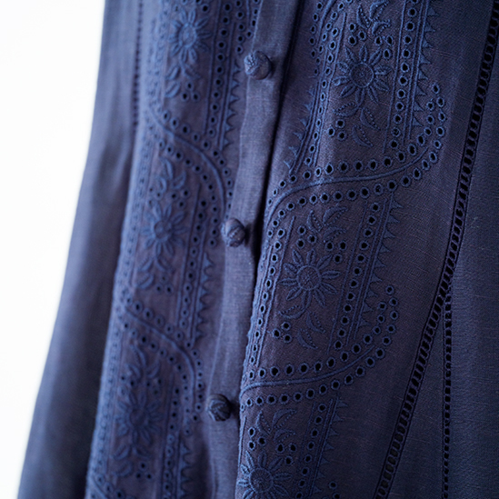 刺繍ワンピース