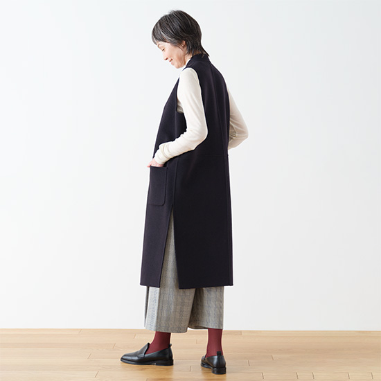 ウールのロングジレ