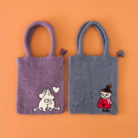 ムーミンのフェルトバッグ