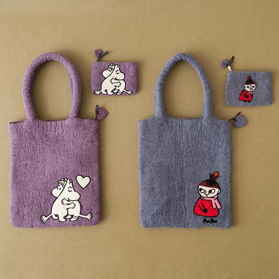 ムーミンのフェルトバッグ