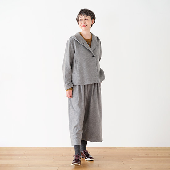 フーデットコート　グレー