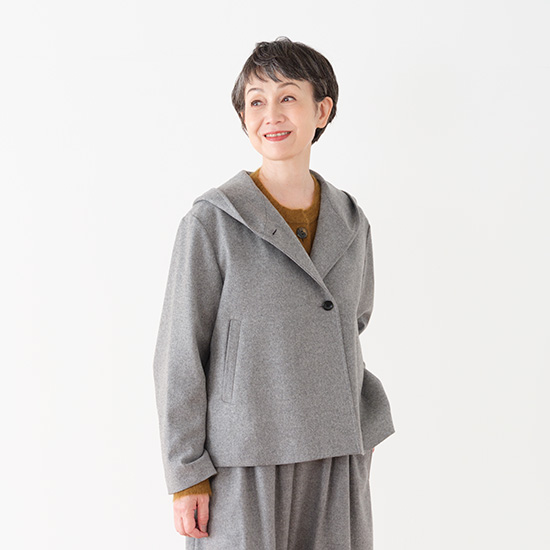 フーデットコート　グレー