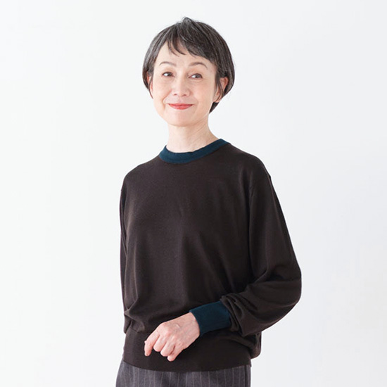 ルーネックニット　ブラウン×グリーン