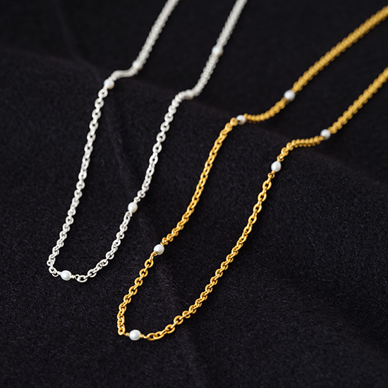 パールのネックレス　シルバー