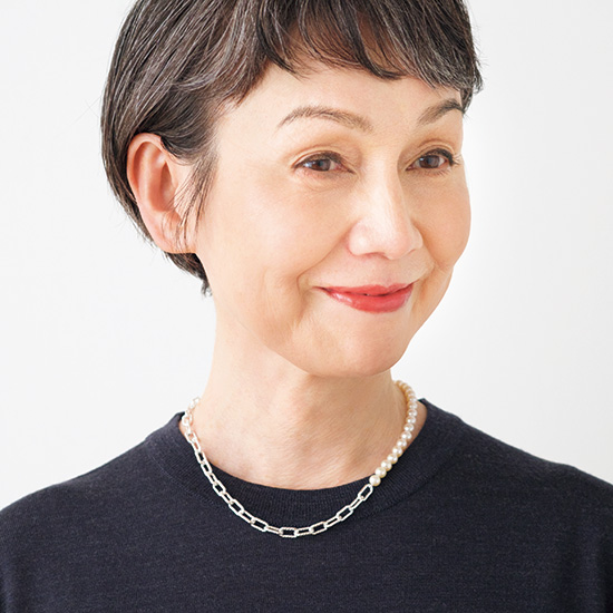 パールとチェーンのネックレス