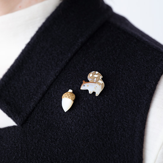 加賀蒔絵のブローチ