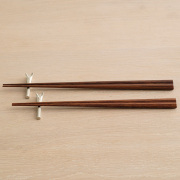 八角摺り漆箸　燻し煤竹