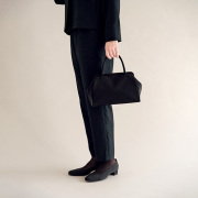 ストレートパンツ