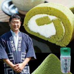 茶の実抹茶ロール　茶の種子緑茶ミニボトル付き
