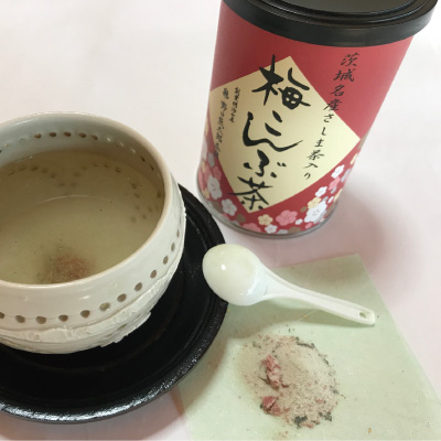 茨城名産さしま茶入り梅こんぶ茶40g×2袋　スプーン付き