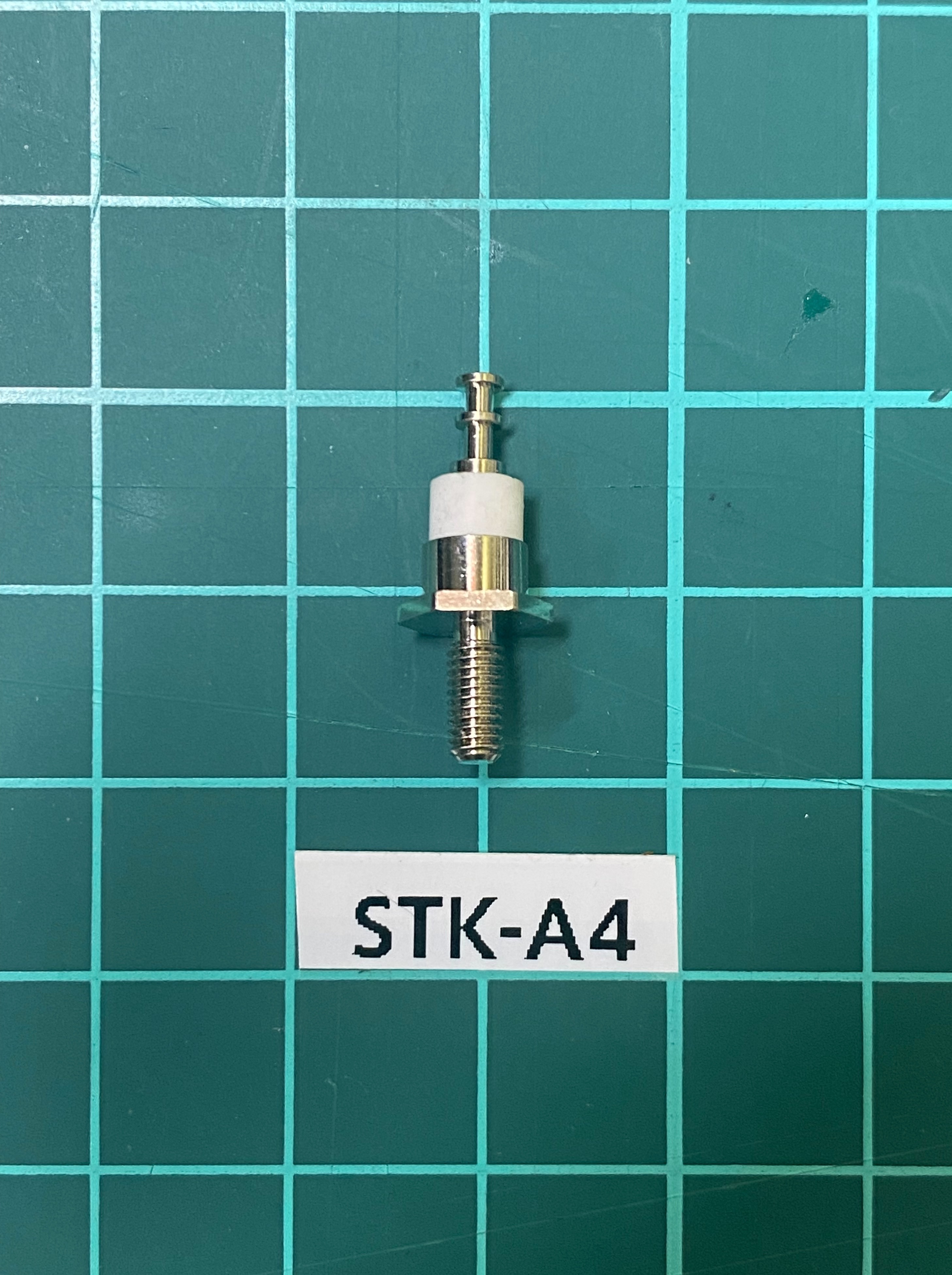 ステアタイト端子 STK-A4