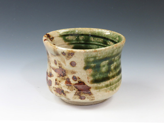 岐阜県のやきもの　美濃焼の酒器ぐい呑