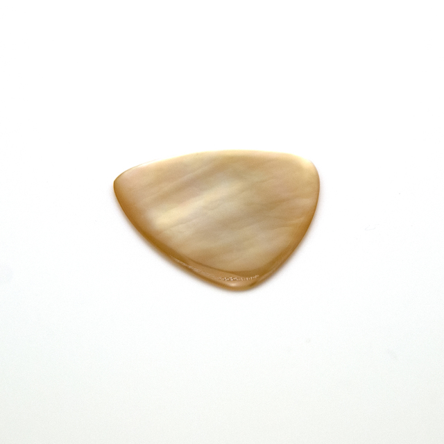 鯨髭板(鯨べっこう)製 ギター用ピック 白蝶貝細工入　２種4枚セット 新作鯨髭板(鯨べっこう)製 ギター用ピック 白蝶貝細工入2種4枚