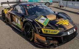 Audi R8LMS 2017 ミニカー スパーク社製　未開封　GT300 割れ Audi R8LMS 2017 ミニカー スパーク社製 未開封 GT300 割れ Audi